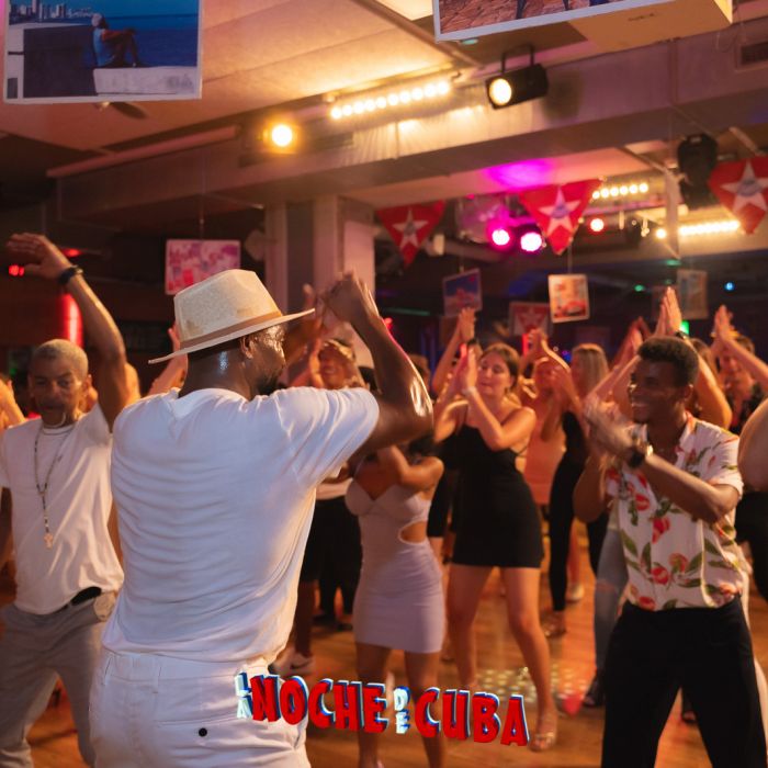 La Noche De Cuba Banana