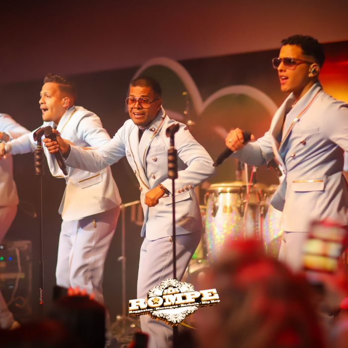 Grupo Extra Live