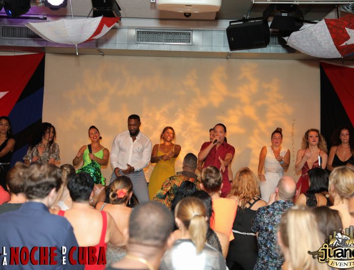 Cuban Meeting La Noche De Cuba